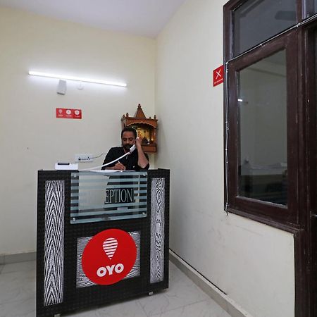 Oyo Triage Home Stay Noida Exteriör bild