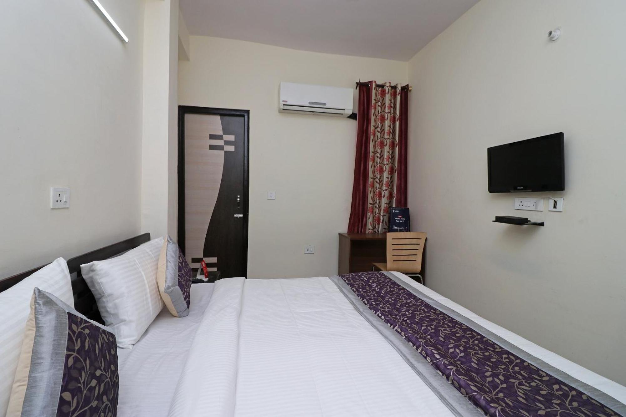 Oyo Triage Home Stay Noida Exteriör bild